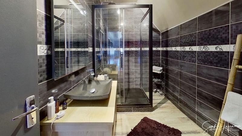 Longère - 230 m² - 8 pièces