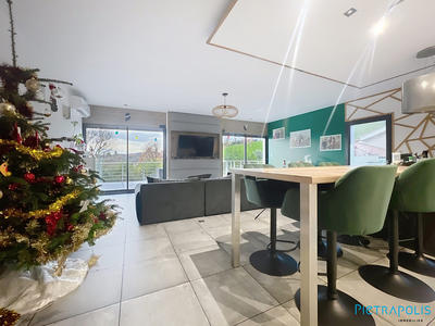 Maison traditionnelle - 105 m² - 4 pièces