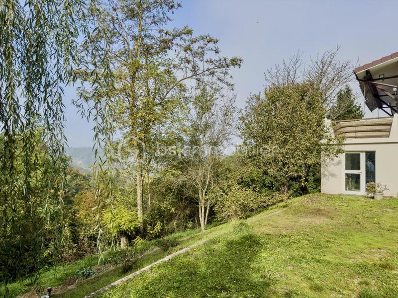 Maison ancienne - 200 m² - 6 pièces