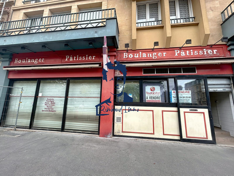 Local d'activités - 100 m² - 4 pièces