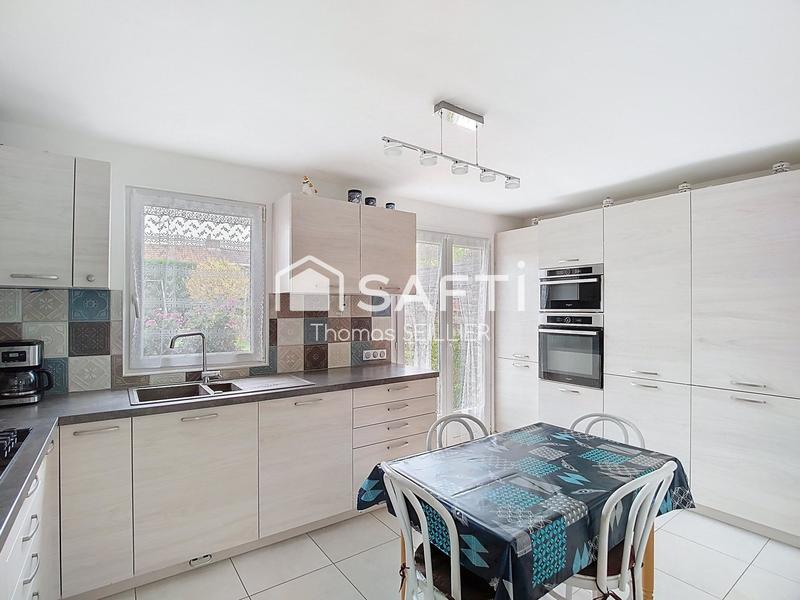 Maison - 85 m² - 4 pièces