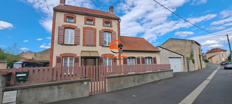 Maison - 100 m² - 5 pièces