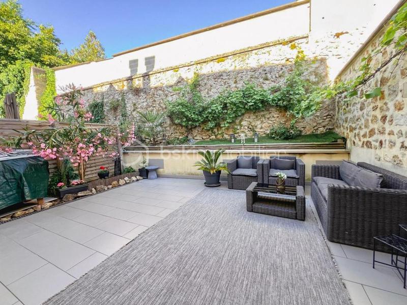 Maison - 86 m² - 4 pièces