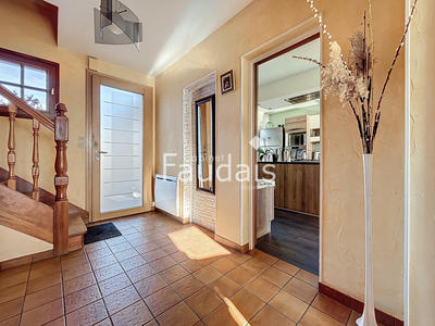 Maison - 157 m² - 6 pièces