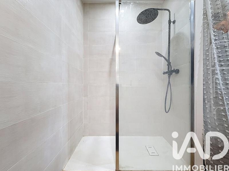 Maison - 96 m² - 5 pièces