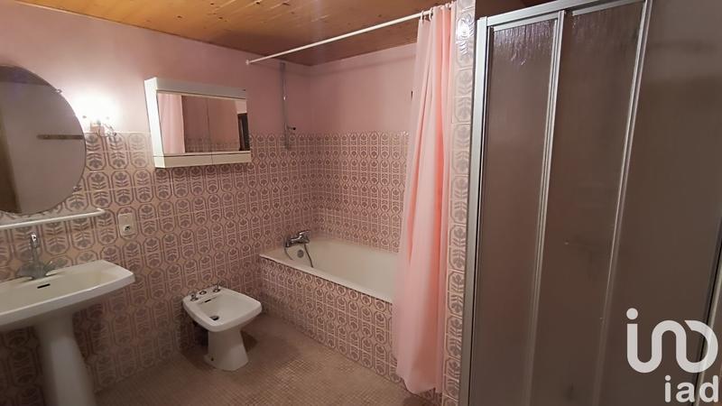 Maison - 243 m² - 8 pièces