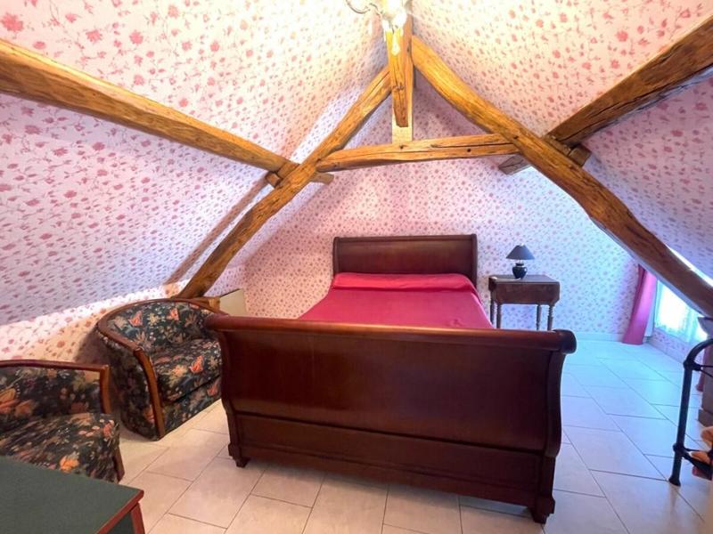 Maison - 150 m² - 9 pièces