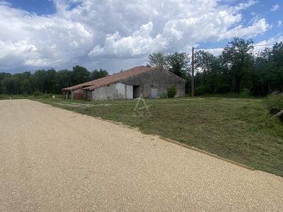 Grange - 180 m² - 4 pièces