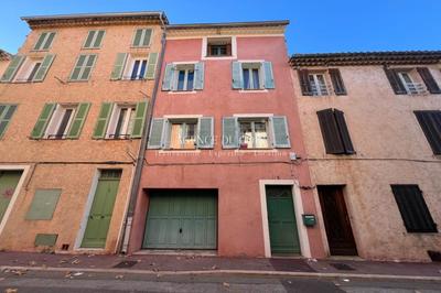 Maison de village - 105 m² - 4 pièces