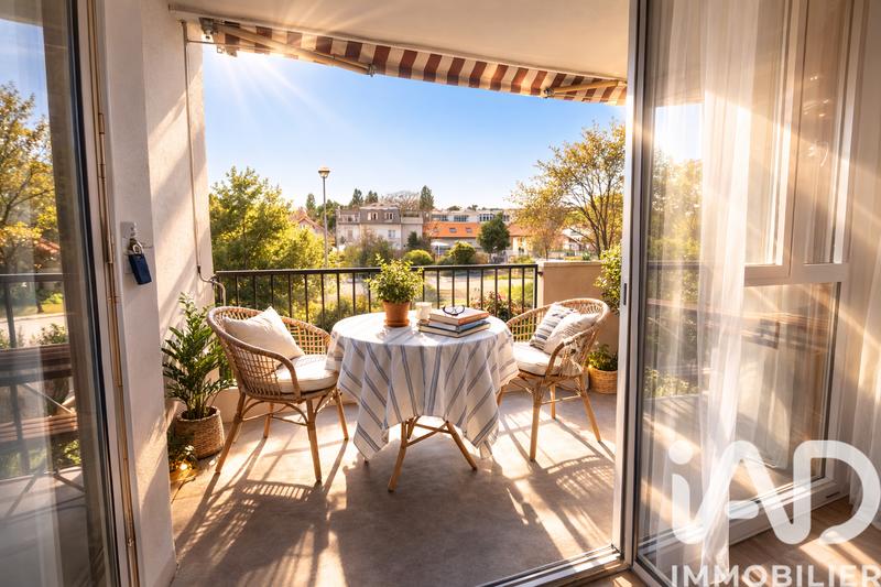 Appartement - 91 m² - 7 pièces