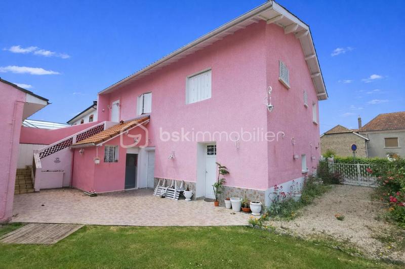 Maison - 146 m² - 6 pièces