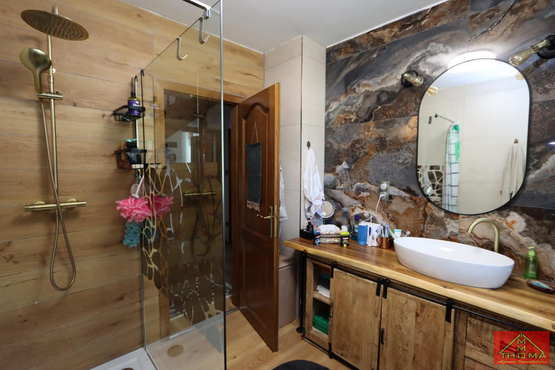 Maison - 110 m² - 6 pièces