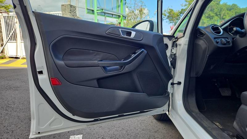 Ford Fiesta 1.0 EcoBoost 100 Bva Edition