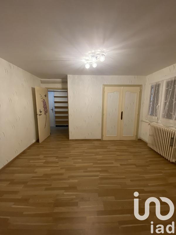 Maison - 201 m² - 7 pièces