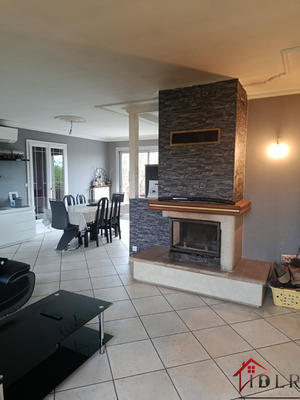 Maison - 95 m² - 4 pièces