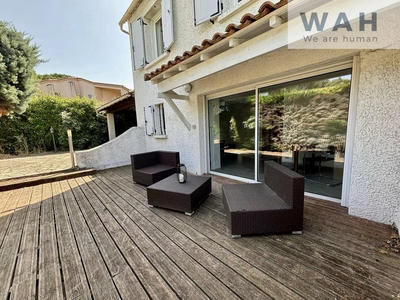 Maison - 141 m² - 5 pièces