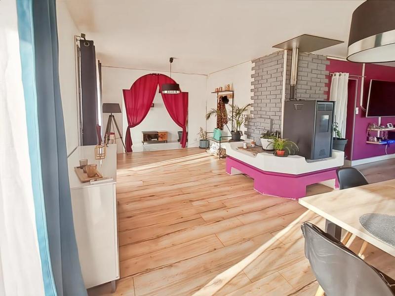 Maison - 105 m² - 4 pièces