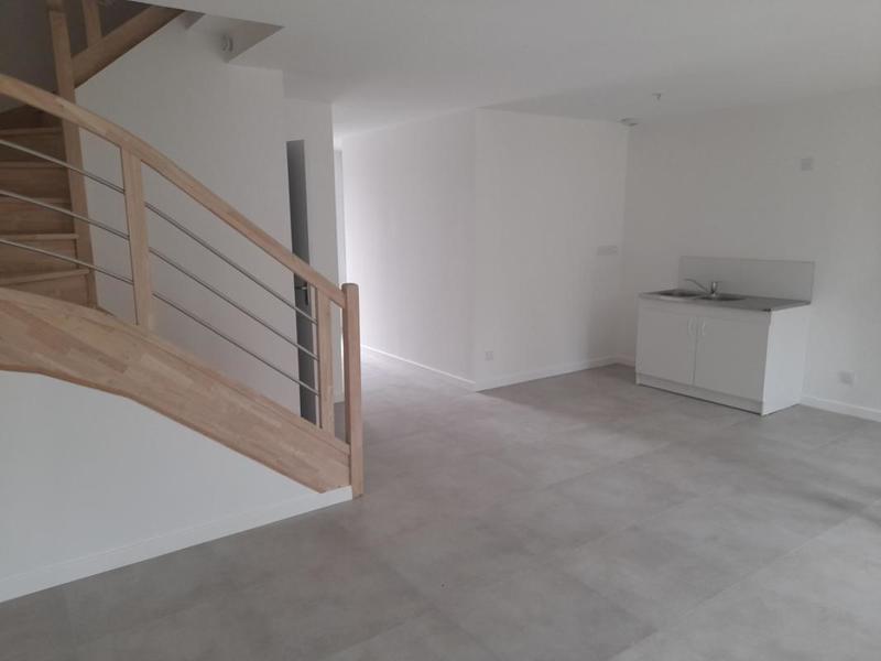 Maison - 83 m² - 4 pièces