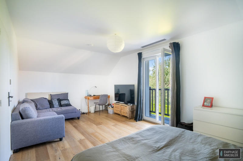 Maison contemporaine - 220 m² - 6 pièces