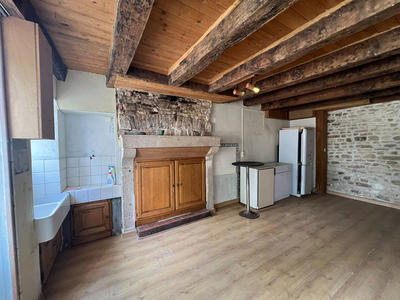 Maison - 84 m² - 4 pièces