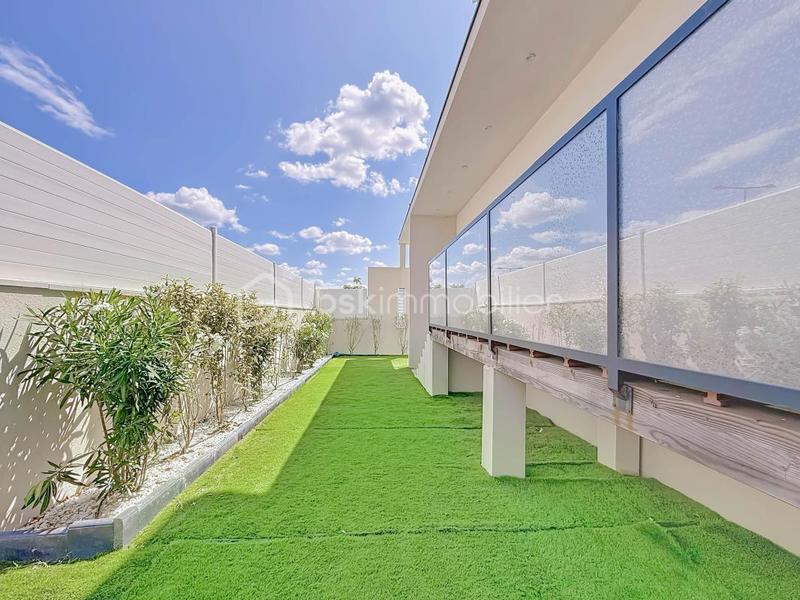 Maison - 104 m² - 5 pièces