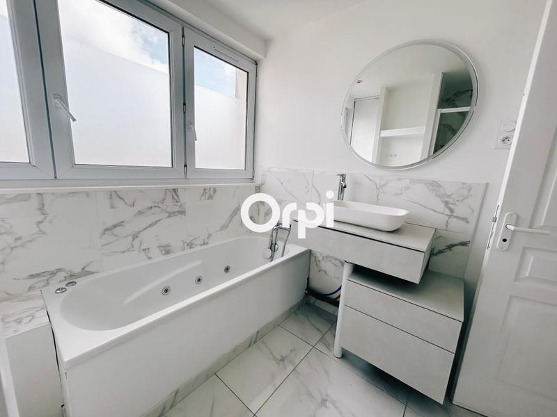 Appartement - 103 m² - 5 pièces