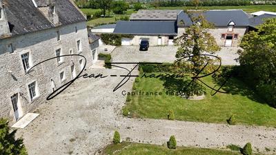 Maison - 515 m² - 19 pièces