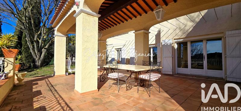 Maison - 186 m² - 7 pièces