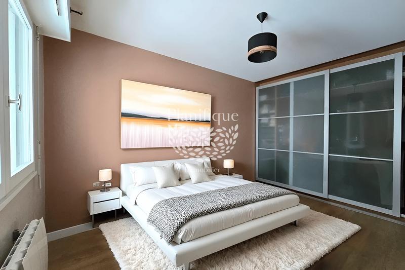 Appartement - 94 m² - 4 pièces