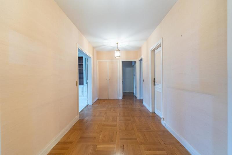 Appartement - 149 m² - 5 pièces