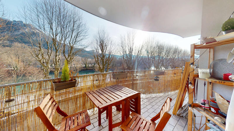 Appartement - 65 m² - 3 pièces