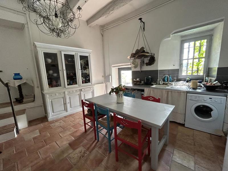 Maison - 201 m² - 8 pièces