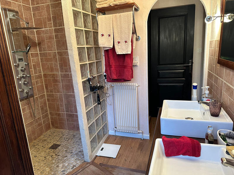 Maison - 191 m² - 7 pièces