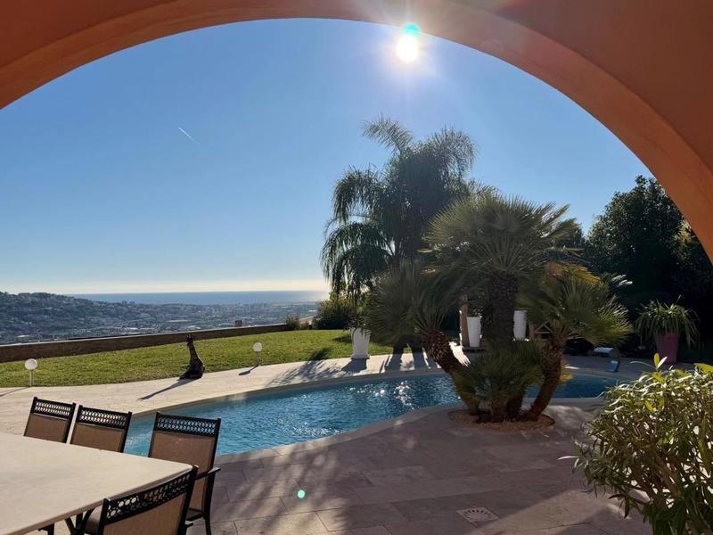 Villa - 160 m² - 5 pièces