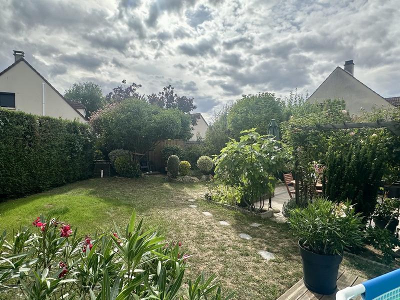 Maison - 96 m² - 4 pièces