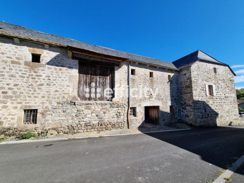 Maison - 94 m² - 5 pièces