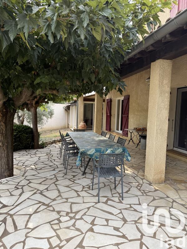 Maison - 230 m² - 10 pièces