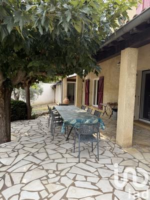 Maison - 230 m² - 10 pièces