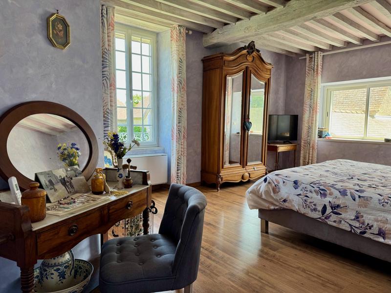 Maison - 210 m² - 6 pièces