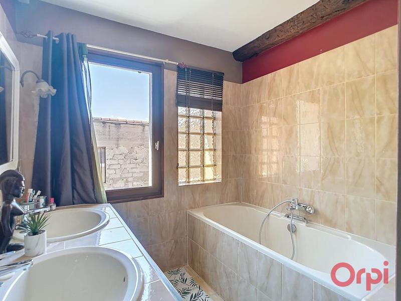 Appartement - 111 m² - 4 pièces