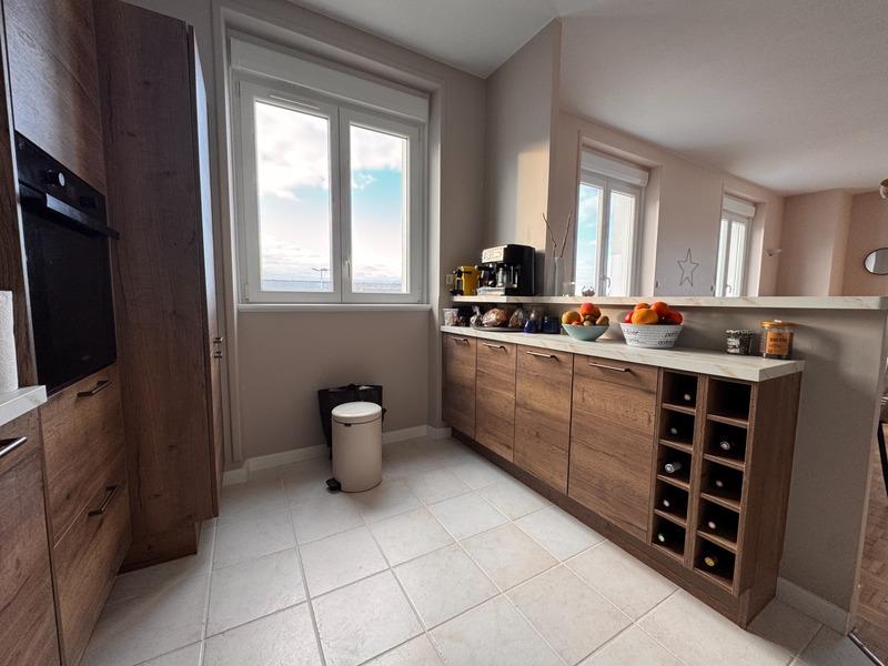 Appartement - 64 m² - 2 pièces