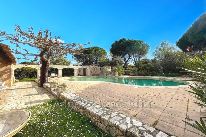 Villa - 189 m² - 6 pièces