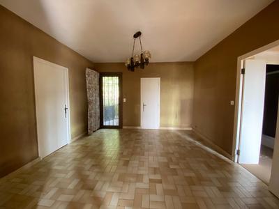 Maison - 155 m² - 12 pièces