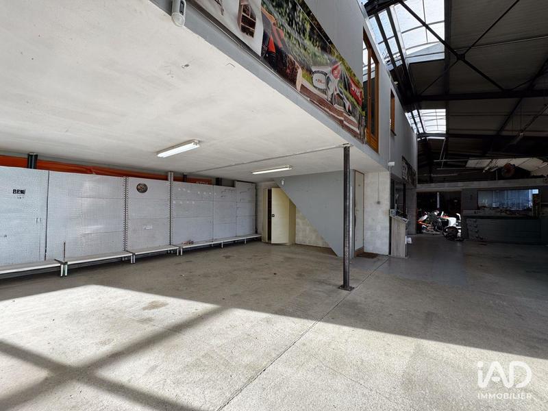 Local commercial - 310 m²