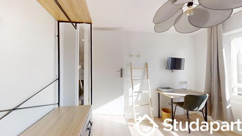 Chambre - 10 m² - 1 pièce