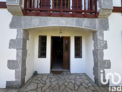 Maison - 160 m² - 4 pièces