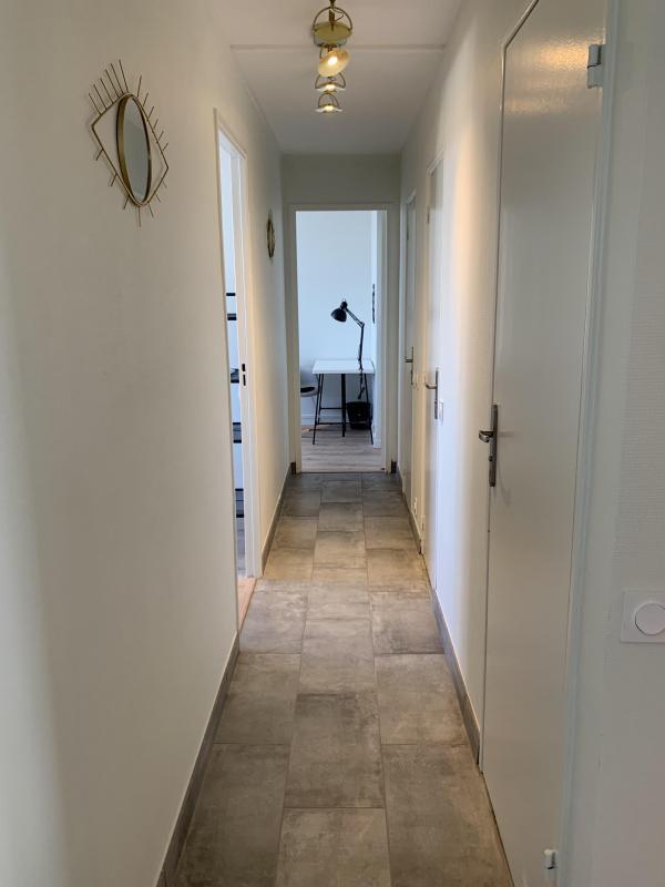 Appartement - 95 m² - 6 pièces