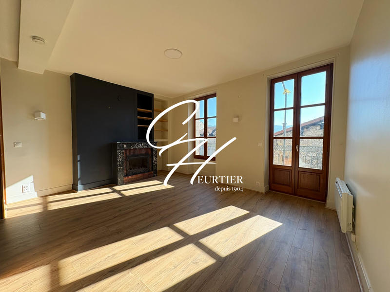 Appartement - 75 m² - 3 pièces