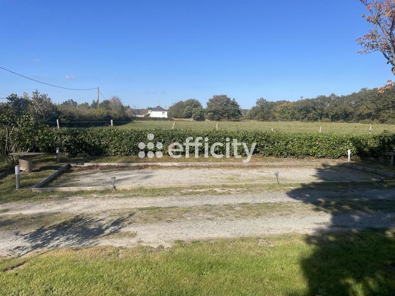 Pavillon - 150 m² - 6 pièces