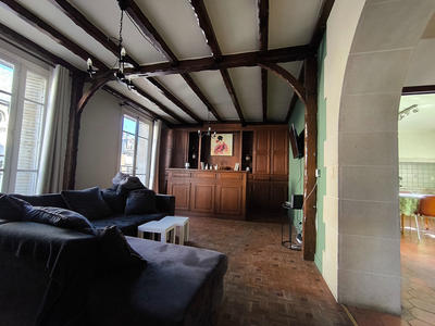 Appartement - 266 m² - 9 pièces